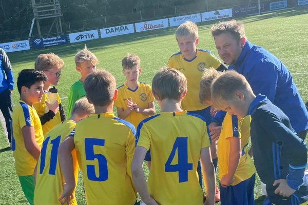 fodbold-forside https://risbrobrix.dk/wp-content/uploads/2025/08/fodbold-forside.png